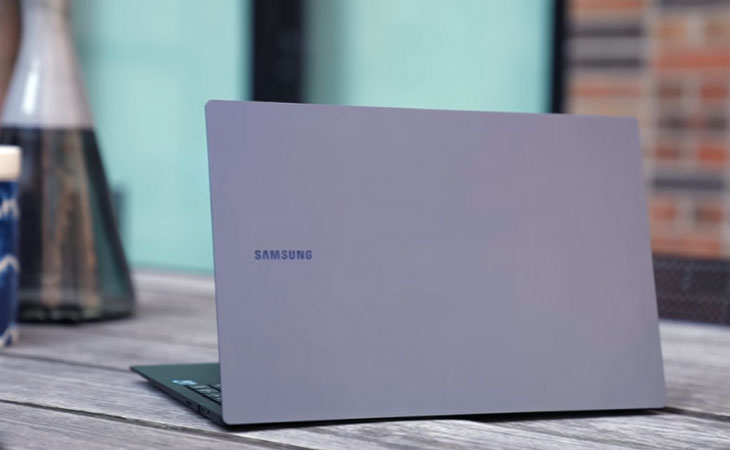 Có nên mua laptop Samsung? Laptop Samsung có tốt không? 6 lý do nên mua laptop Samsung