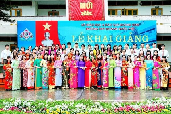 Đánh Giá Trường THPT Hoàng Quốc Việt – Quảng Ninh Có Tốt Không